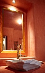 suites-santorini-voreina-gallery-suites-93